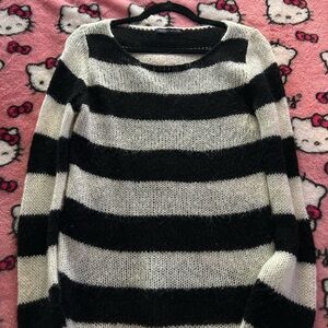 Brandy Melville Sweater